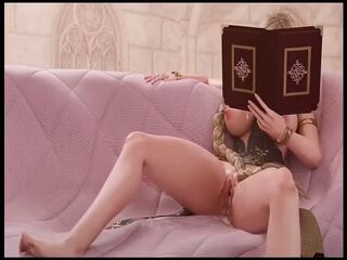 Shownoface giant stepmom teases loaded cock